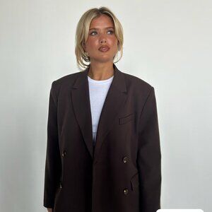 NEW Djerf Avenue Essential Blazer in Brown